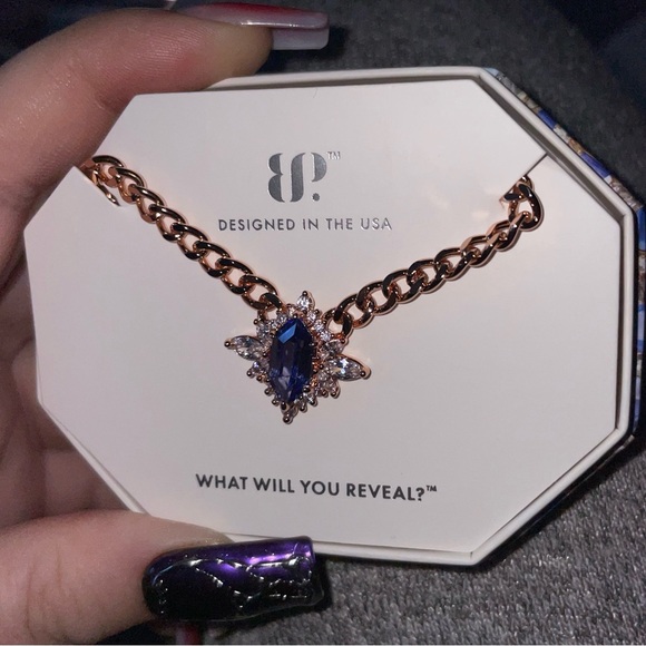 Bomb Party RBP8504 December 2024 She’s Edgy and Timeless Necklace - Picture 4 of 7